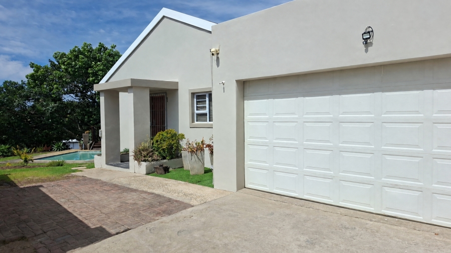 3 Bedroom Property for Sale in Beacon Bay Eastern Cape